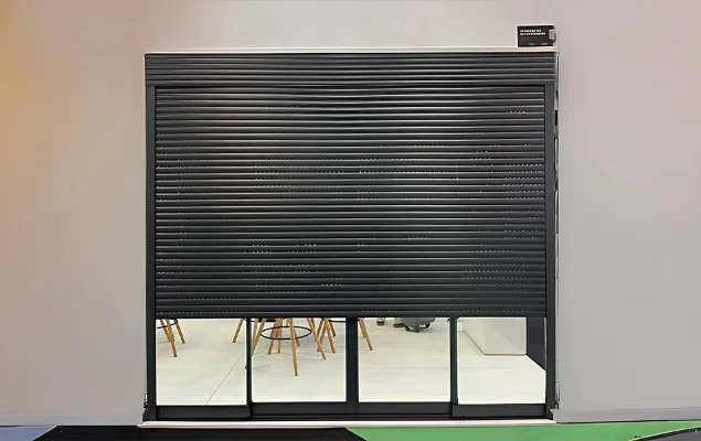 Persianas Integradas para Portas e Janelas - Roll Door Company