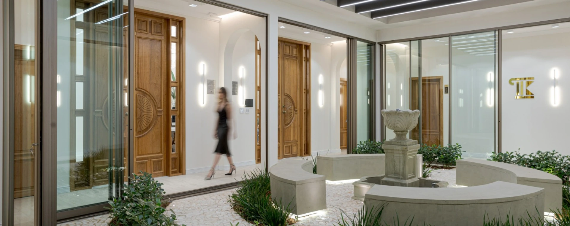 Intencionalidade e sofisticação: o olhar de Rodrigo Katarinhuk sobre arquitetura - Roll Door Company