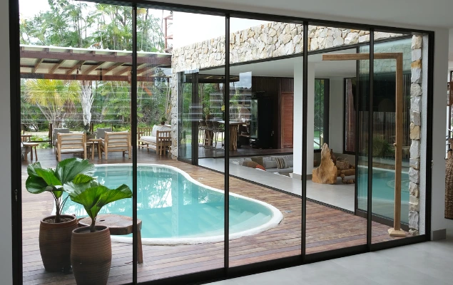 Harmonia, exclusividade e sofisticação: a arquitetura sensível de Maria Mourão - Roll Door Company