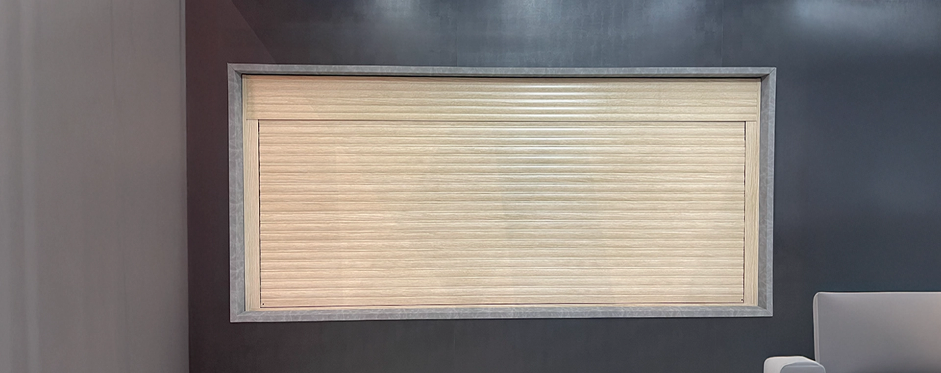 Persianas Hiperventiladas para Janelas - Roll Door Company