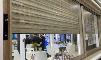Persiana Integrada - Janelas - Roll Door Company