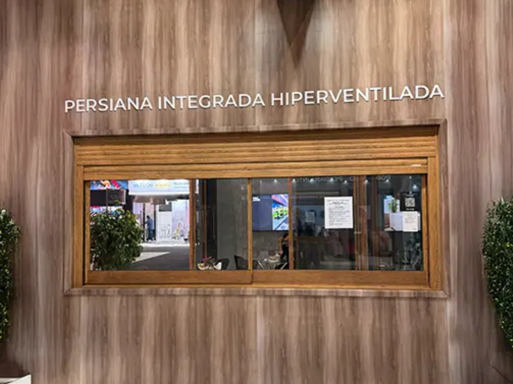Persiana Integrada Hiperventilada - Janelas