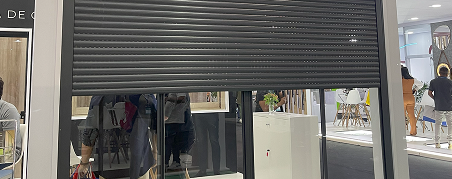 Persiana Integrada - Portas - Roll Door Company