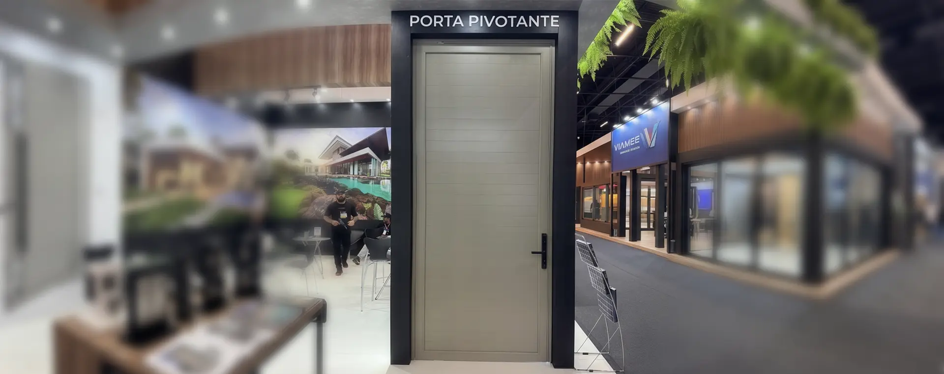 Porta Pivotante - Roll Door Company